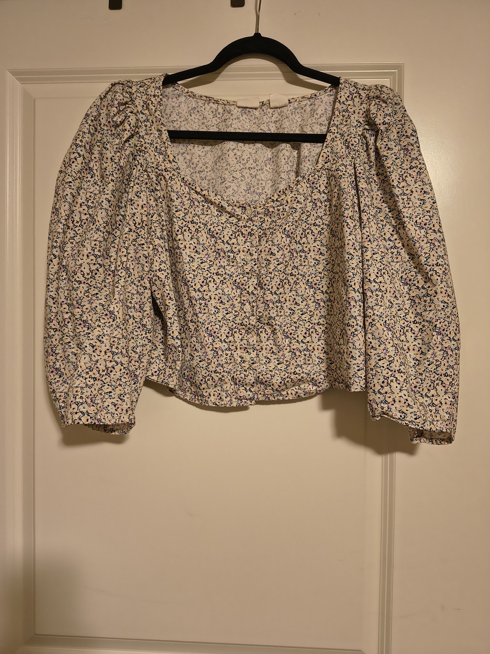 Levi's Pastel Floral Scoop Neck Puff Sleeve Blouse